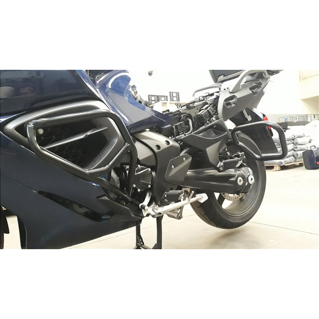 Protetor malas Trophy 1200 SE angulo diagonal MOTOTOP