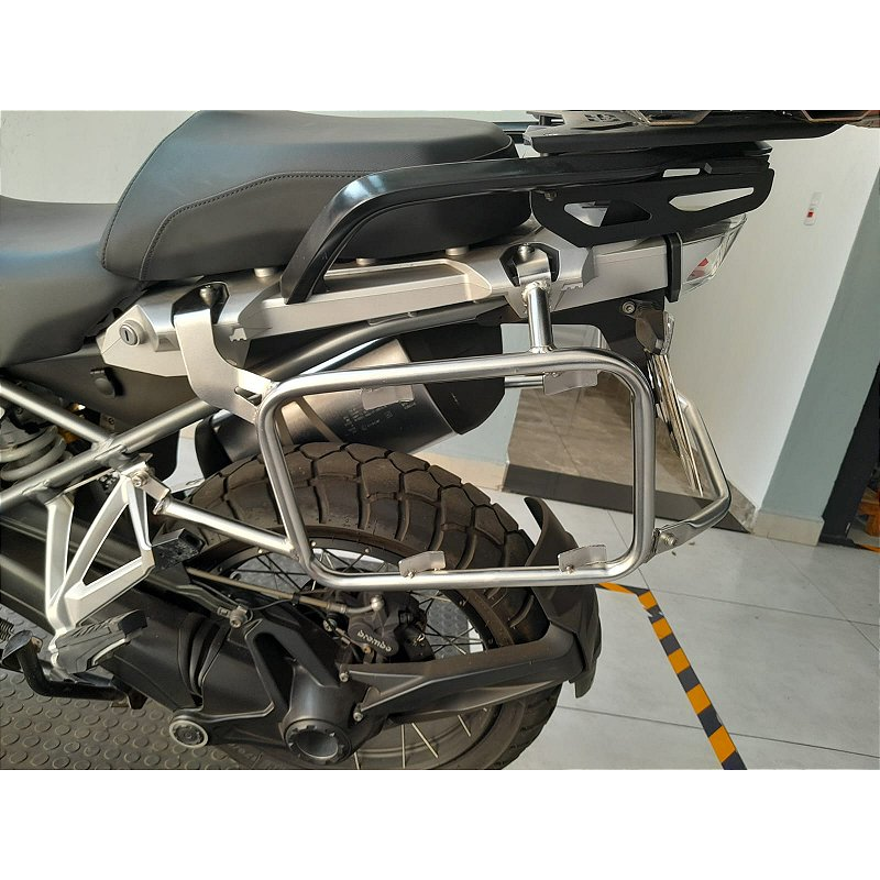 Suporte lateral R1250 GS R1200 GS traseiro bau detalhe acabamento MOTOTOP